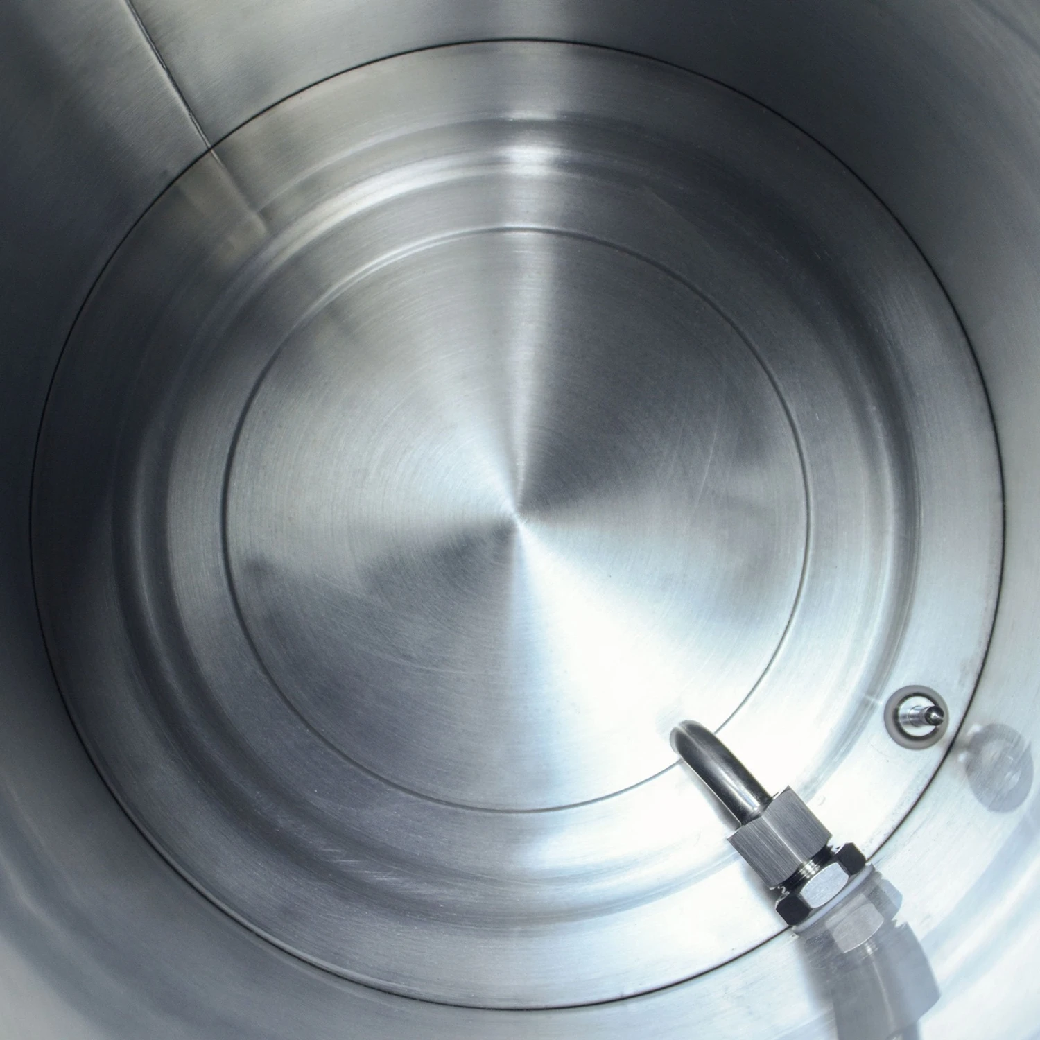 ANVIL Foundry™ 6.5 Gallon All-In-One Electric Brewing System W/ Pump 7 ANVIL Foundry™ 6.5 Gallon All-In-One Electric Brewing System W/ Pump - Image 5